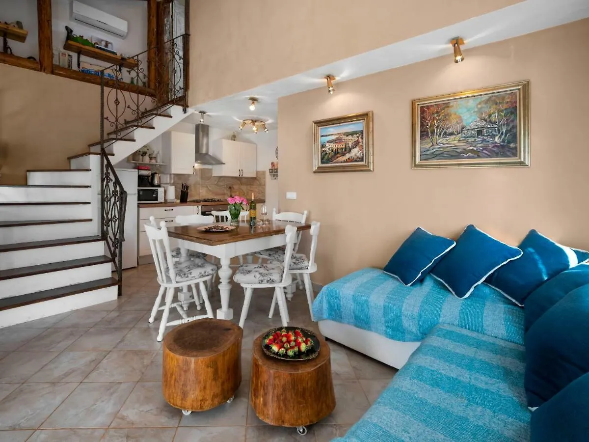 Holiday Home Villa Aurora By Interhome Loborika